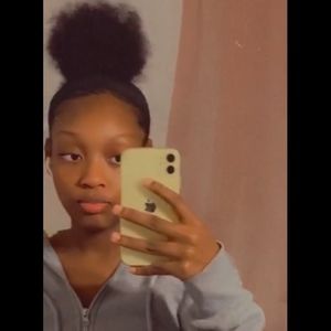 Meet your Posher, Sade